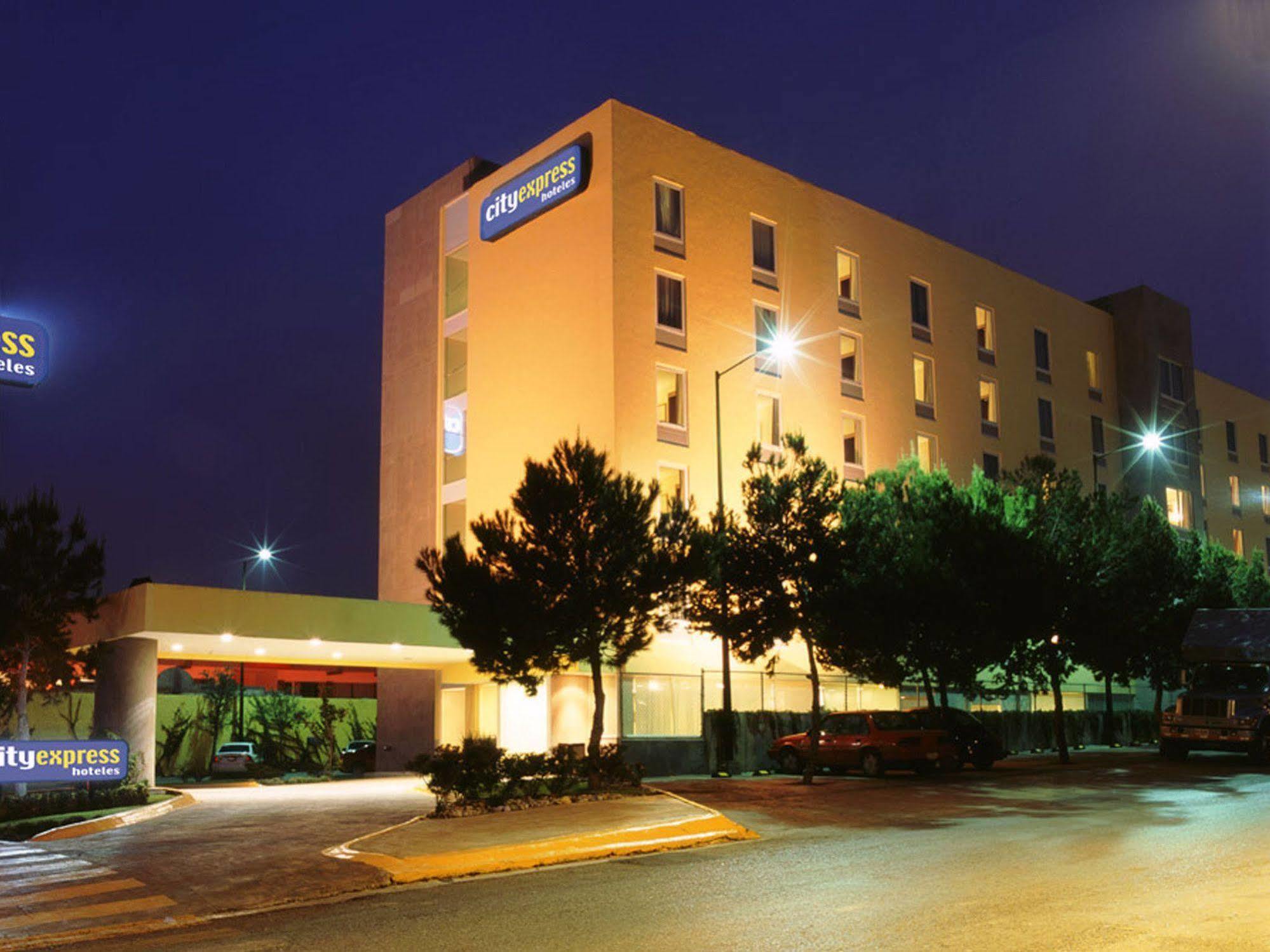 City Express By Marriott Saltillo Norte Eksteriør bilde